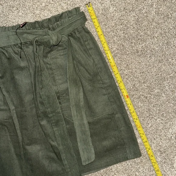 Women’s Size M Fall Skirt Bundle - Picture 8 of 9